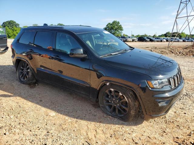 1C4RJEAG8JC512800 Jeep Grand Cherokee Laredo
