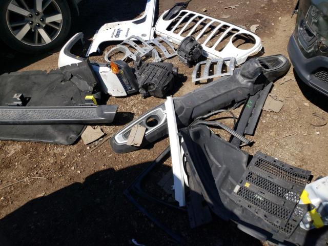 1C4HJXEN3LW232364 Jeep Wrangler Unlimited Sahara