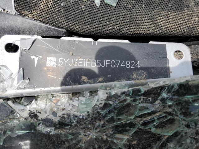 5YJ3E1EB5JF074824 Tesla MODEL 3