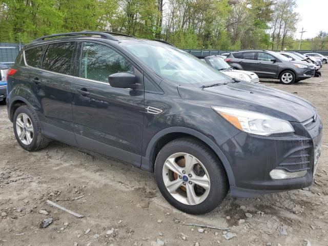 1FMCU9GX2FUB87134 Ford ESCAPE SE
