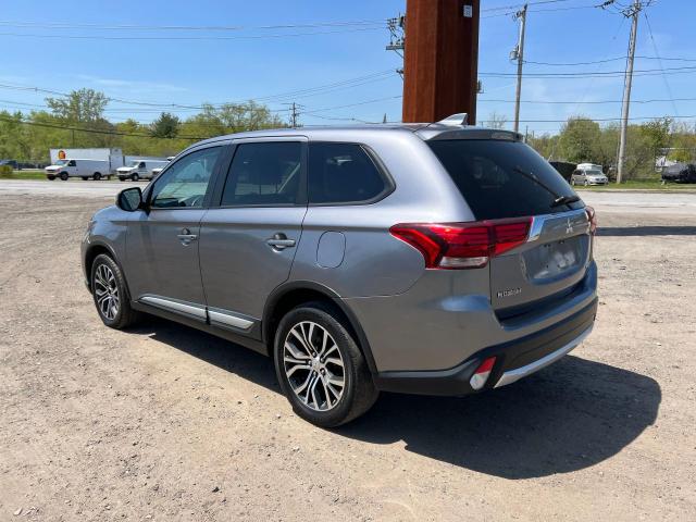 JA4AZ3A39JJ003375 Mitsubishi Outlander Se