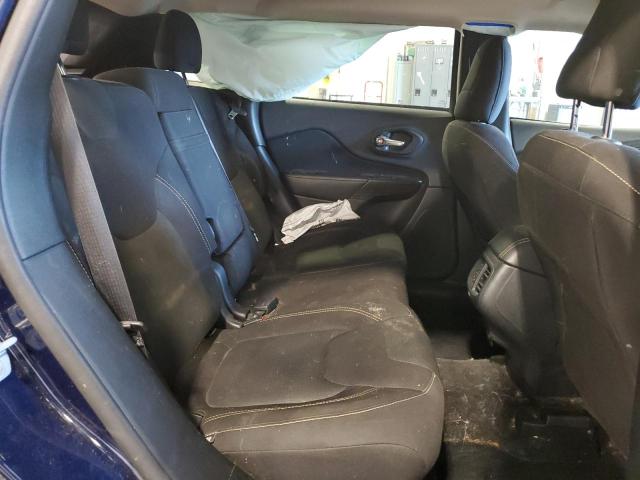 1C4PJLCB6GW173362 Jeep Cherokee Latitude