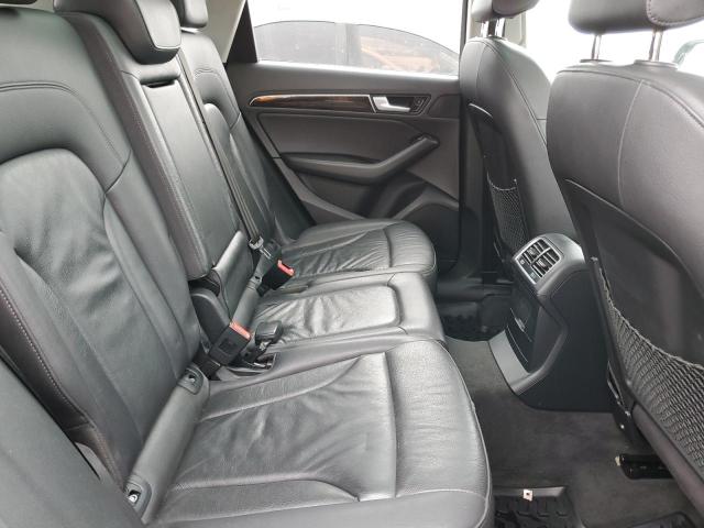 WA1LFAFP7EA044076 Audi Q5 Premium Plus