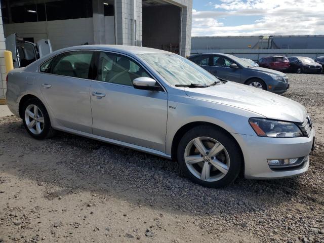 1VWAS7A38FC116759 Volkswagen PASSAT S