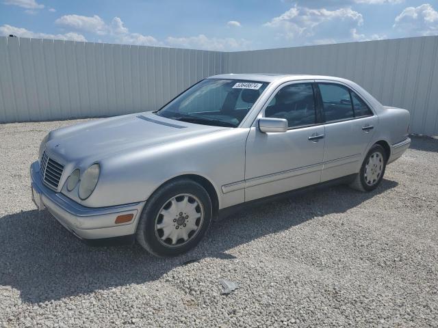 Auction sale of the 1998 Mercedes-benz E 320, vin: WDBJF65F2WA662828, lot number: 53648874