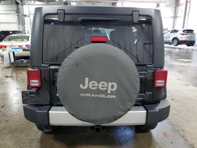 1C4BJWEG6EL283508 Jeep Wrangler Unlimited Sahara