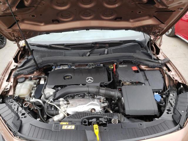 W1N4N4GB6NJ396074 Mercedes-Benz GLA 250