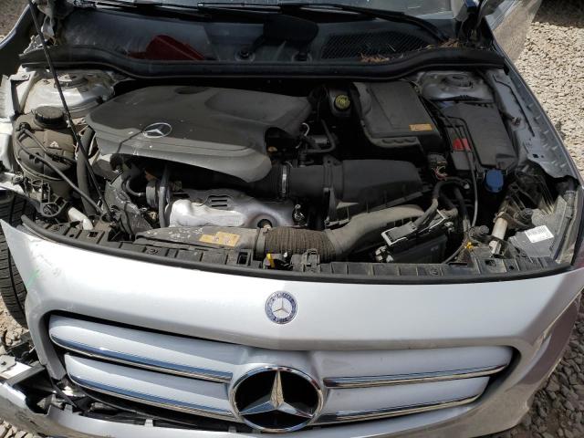 WDCTG4GB9FJ157806 Mercedes-Benz Gla 250 4matic