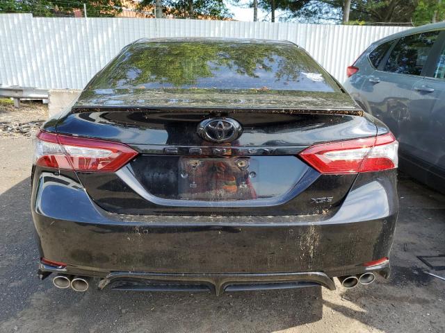 4T1B61HK6JU029785 Toyota CAMRY XSE