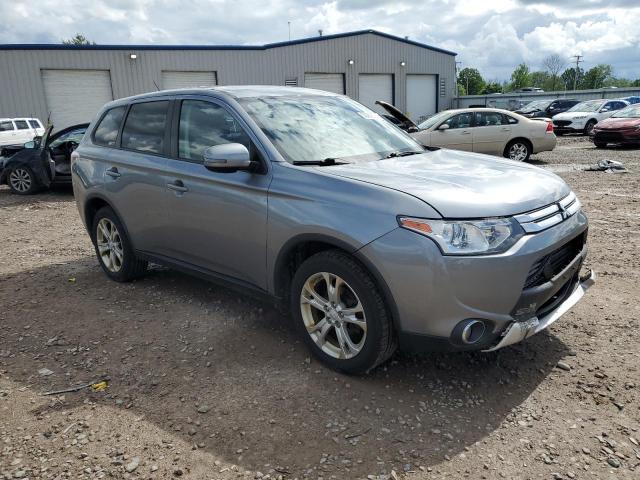 JA4AZ3A31FZ004223 Mitsubishi Outlander Se