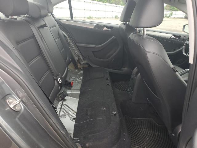 3VWDB7AJ1HM381892 Volkswagen JETTA SE