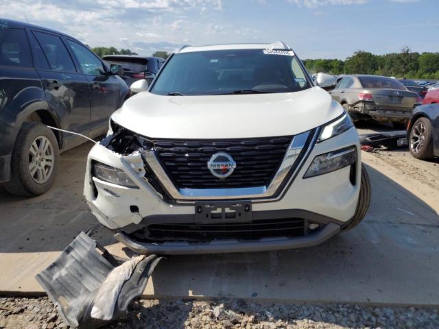 5N1AT3CA4MC765472 Nissan Rogue Sl