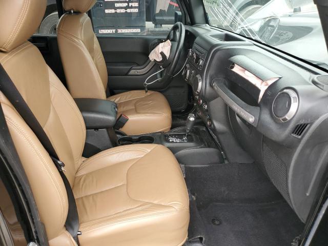 1C4BJWDG1JL813265 Jeep Wrangler Unlimited Sport