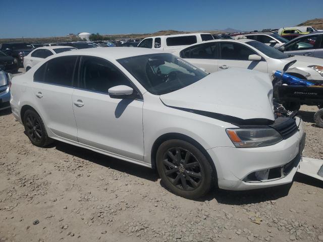 3VWD17AJ6EM265926 Volkswagen 2014