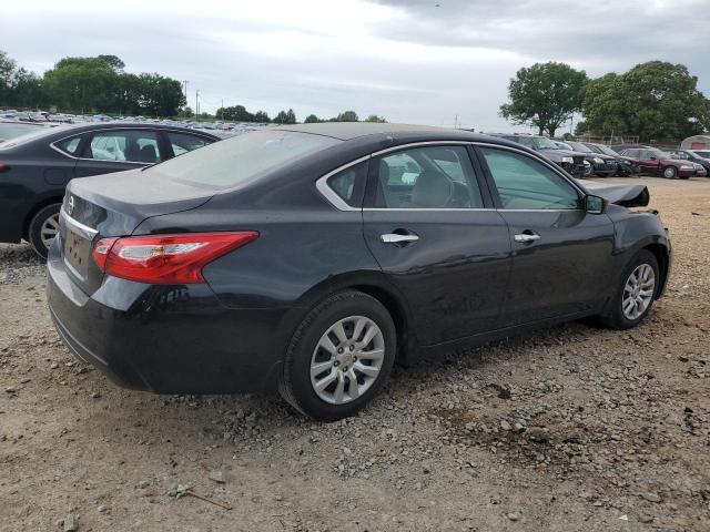 1N4AL3AP5HN328379 Nissan 2017