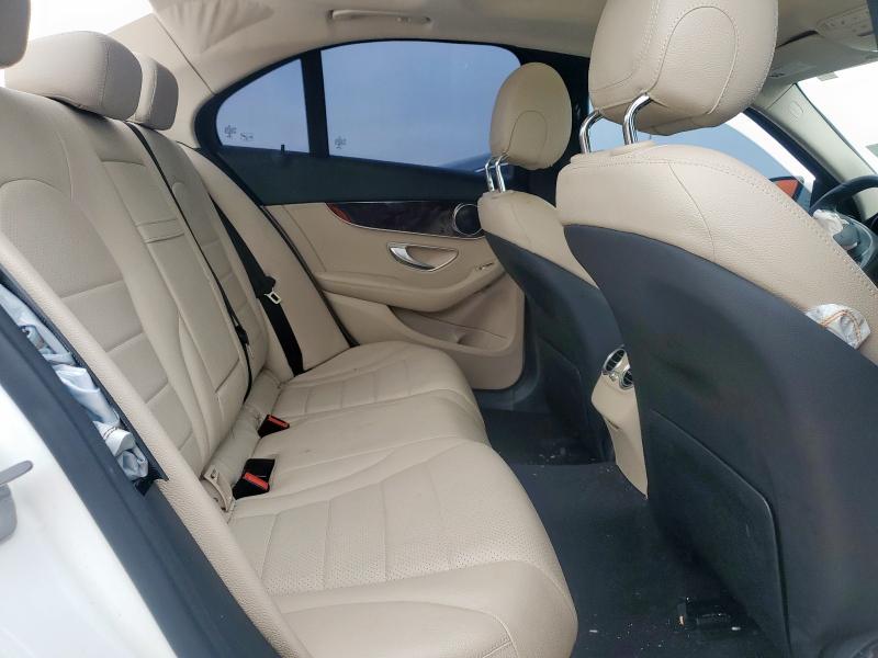 WDDWF4JB0JR327307 Mercedes-Benz C 300