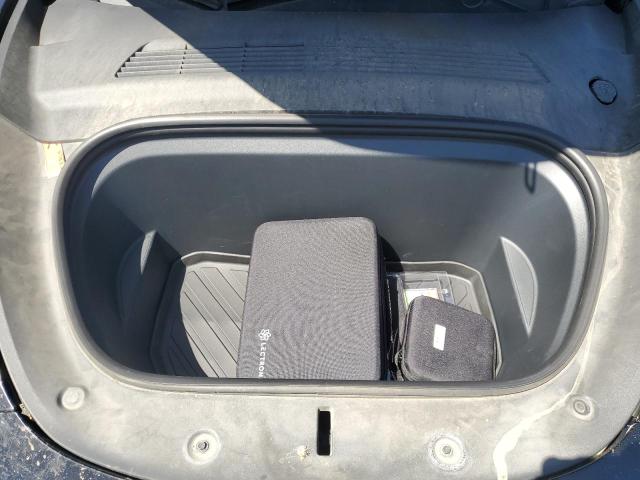 5YJYGDEE3LF045904 Tesla 2020
