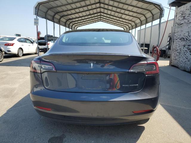 5YJ3E1EB2JF054885 Tesla 2018