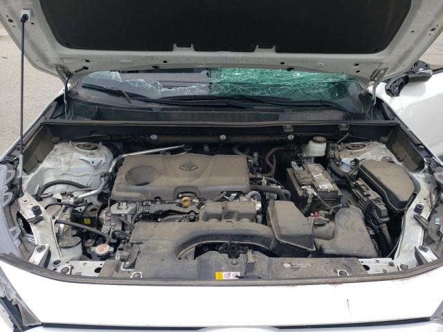 2T3K1RFVXNC176474 Toyota RAV4 LE