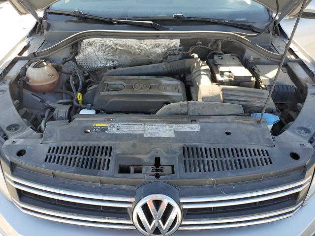 WVGAV7AX6FW568958 Volkswagen TIGUAN S