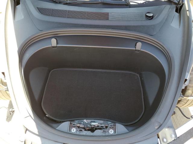 5YJ3E1EBXJF073250 Tesla MODEL 3
