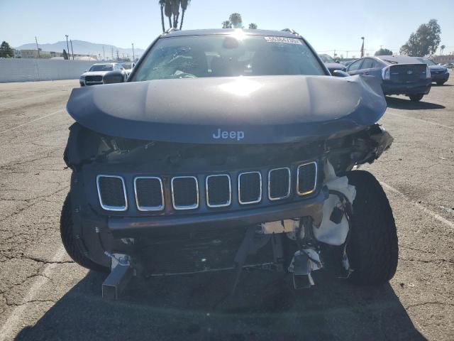 3C4NJDCB9JT176251 Jeep COMPASS LI