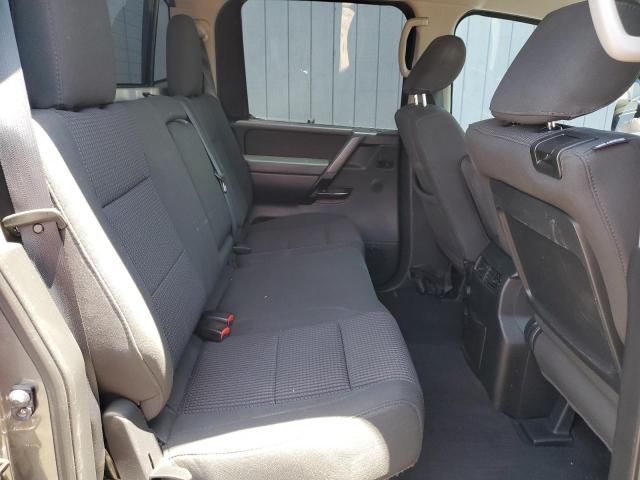 1N6AA0ED2EN513724 Nissan Titan