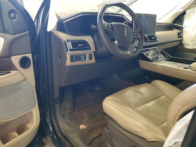 5LMJJ2LT8NEL04053 Lincoln Navigator