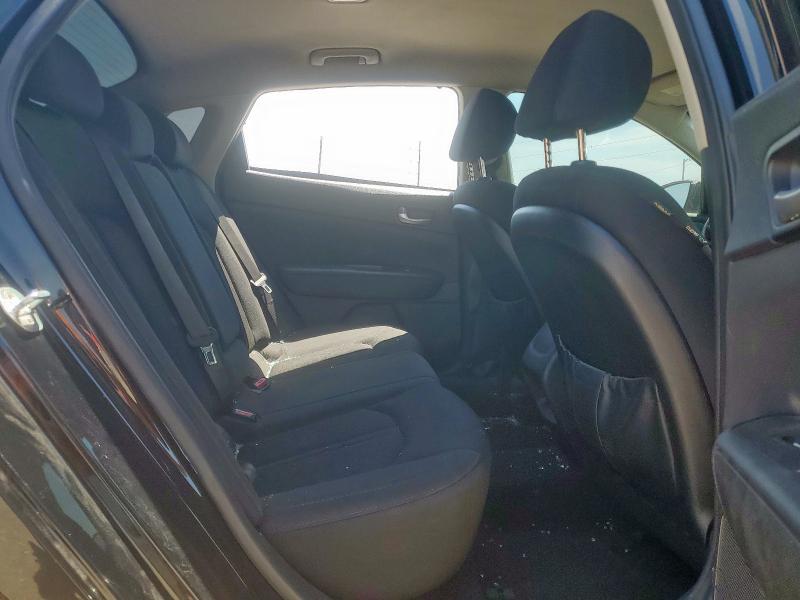 5XXGT4L38HG142917 KIA g 2.4 dohc gdi