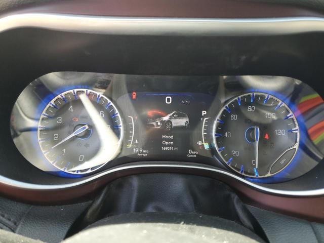 2C4RC1GG2HR560322 Chrysler 2017