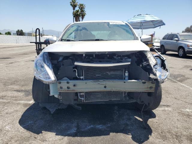3N1CN7AP2JL867121 Nissan 2018