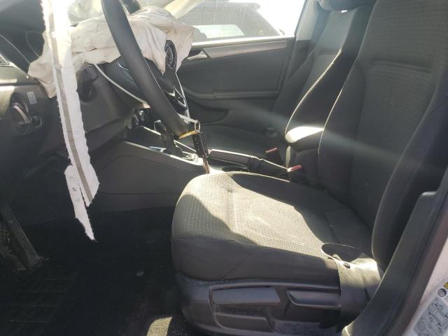 3VWLA7AJ1FM272487 Volkswagen 2015