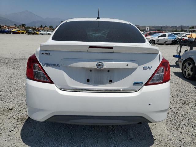 3N1CN7AP0GL839035 Nissan 2016