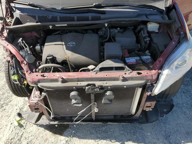 5TDKZ3DC9HS879429 Toyota SIENNA LE