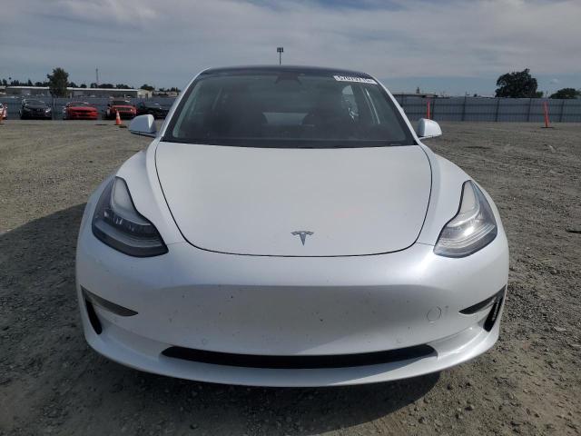 5YJ3E1EB4KF530328 Tesla MODEL 3