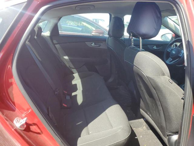3KPF24AD5ME276801 KIA FORTE FE