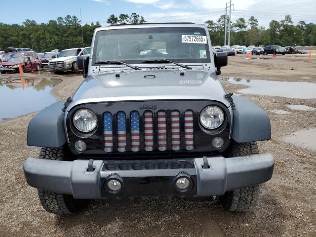 1C4BJWDG8GL346676 Jeep WRANGLER U