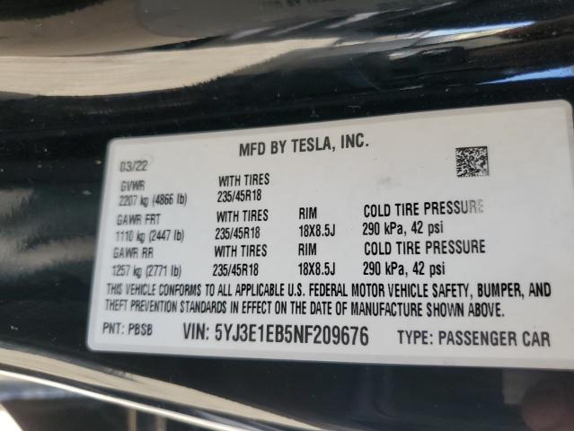 5YJ3E1EB5NF209676 Tesla 2022