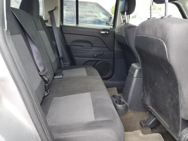 1C4NJPBB7GD711496 Jeep 2016