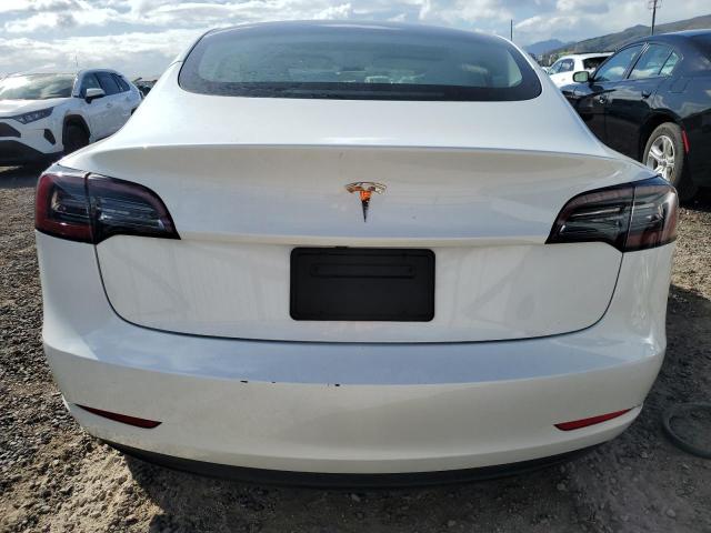 5YJ3E1EA8PF395109 Tesla MODEL 3