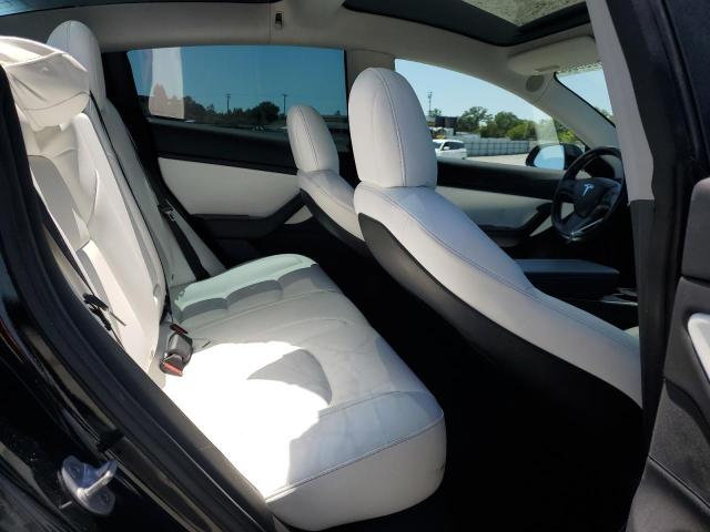 5YJ3E1EB1KF231735 Tesla 2019