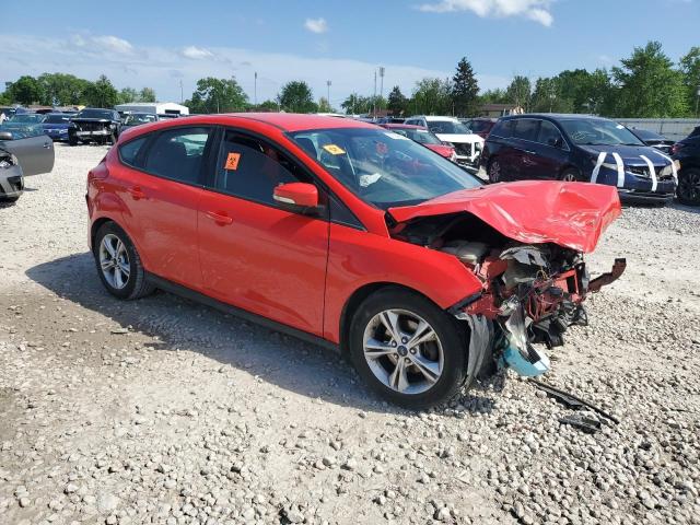 1FADP3K21EL450135 Ford FOCUS SE