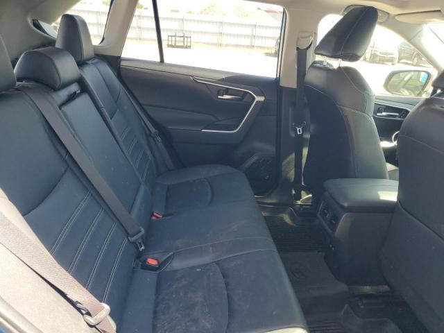 JTMA1RFV8KD028259 Toyota RAV4 XLE P