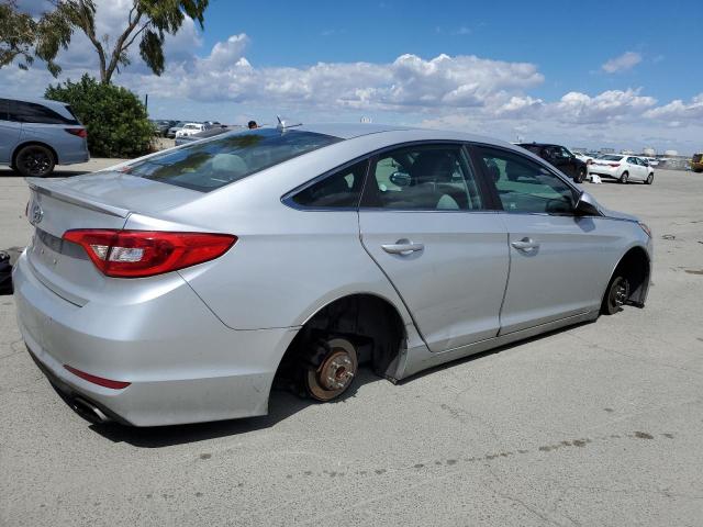 5NPE24AF2HH596186 Hyundai 2017