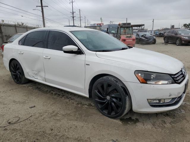1VWAT7A38FC108979 Volkswagen Passat