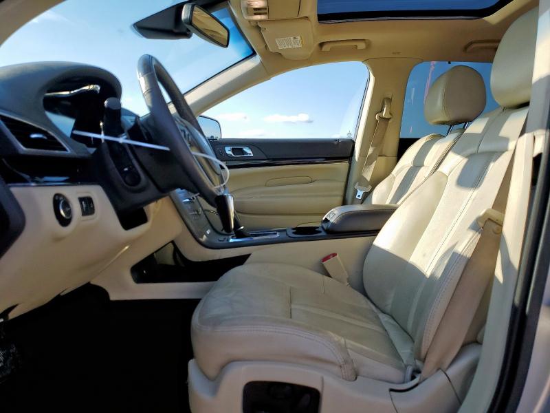 2LMHJ5AT2KBL01778 Lincoln MKT