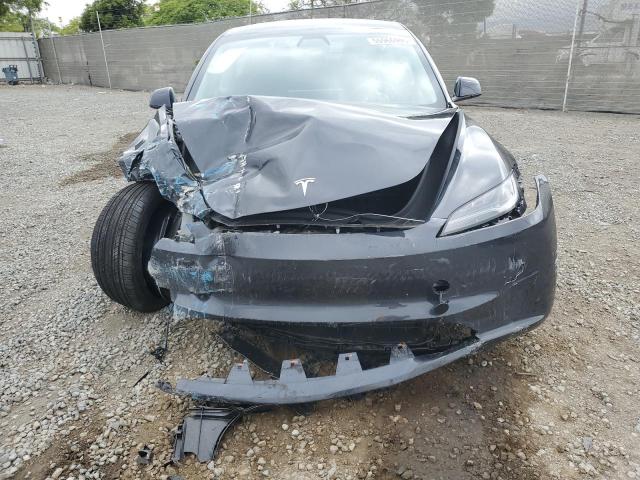 5YJ3E1EA5SF918823 Tesla 2025