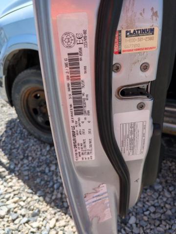 1C6RR7TT9ES367493 RAM 1500 Slt