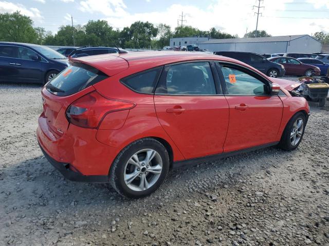 1FADP3K21EL450135 Ford FOCUS SE