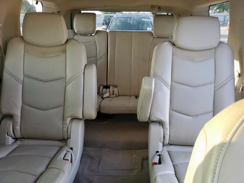 1GYS3NKJ5FR735736 Cadillac ESCALADE P